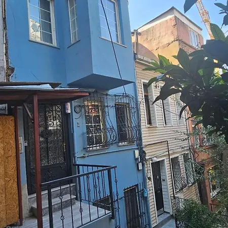Lovely House Close To Besiktas Center 아파트
